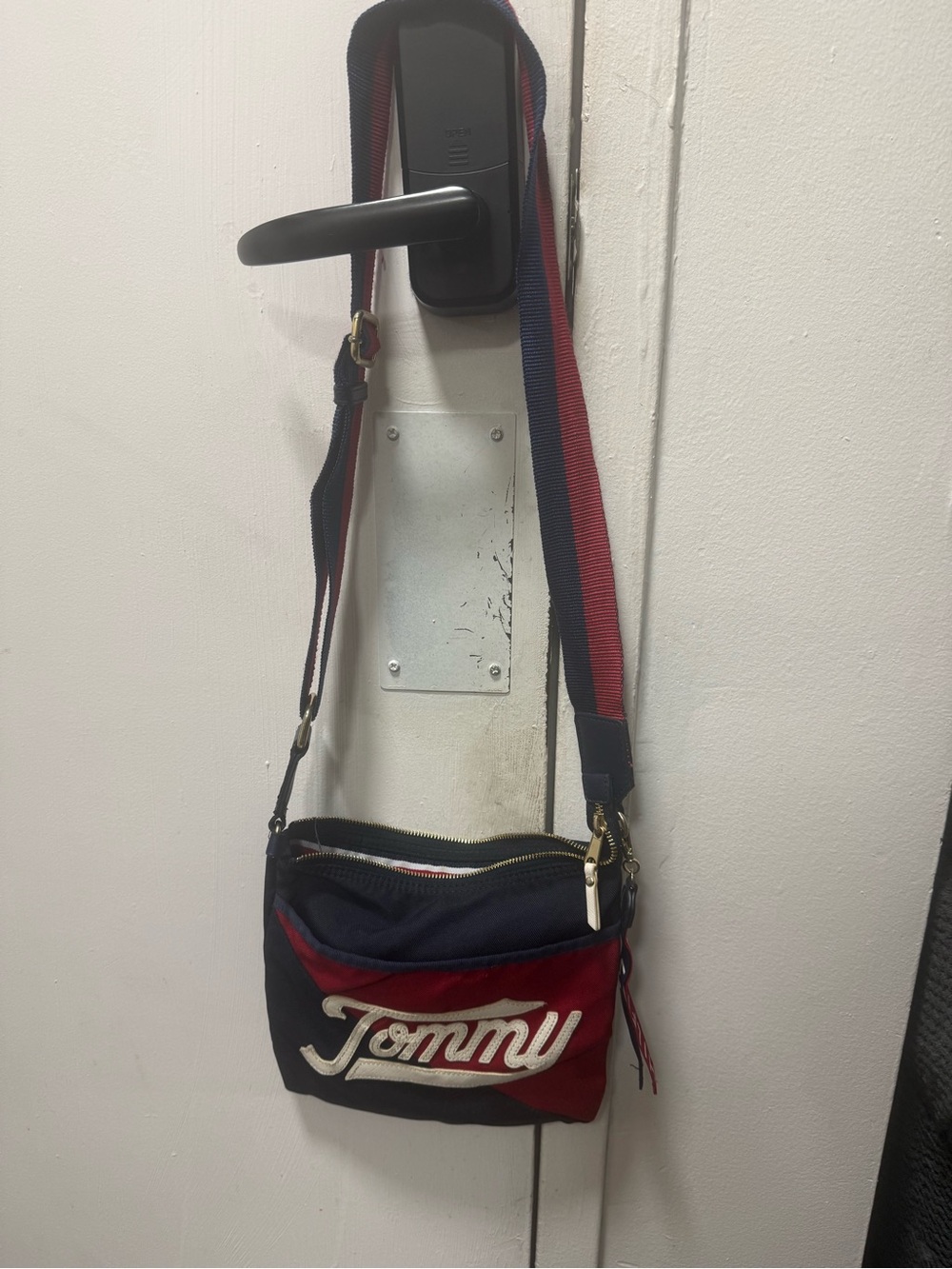 Tommy Hilfiger Navy & Red Logo Crossbody Messenger